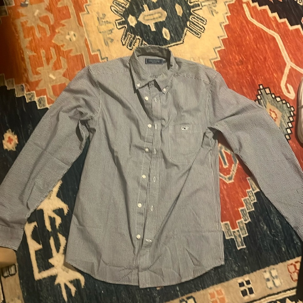 Men’s vineyard vines button up small